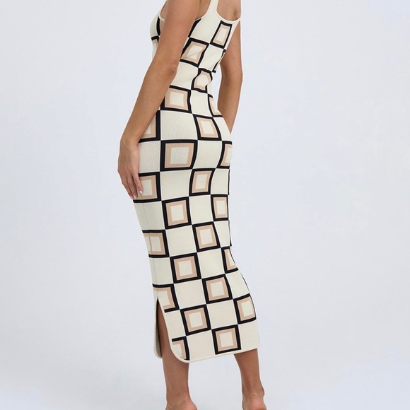 BRAND NEW BY JOHNNY DRESS - Picture 3 of 3